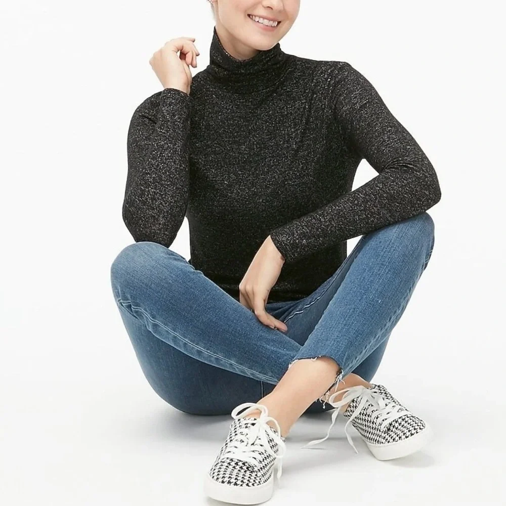 J. Crew Women's Black Turtleneck Sweater Size‎ S